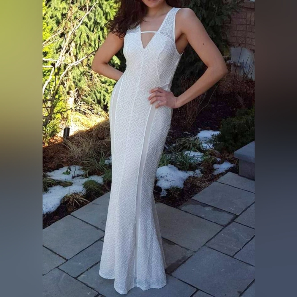 Open-Back Maxi Gown - Picture 3 of 16